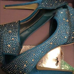Jeweled pumps